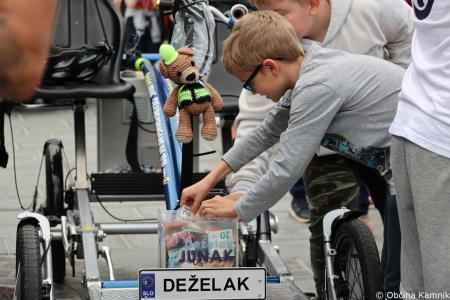 Deželak junak v Kamniku  (15)